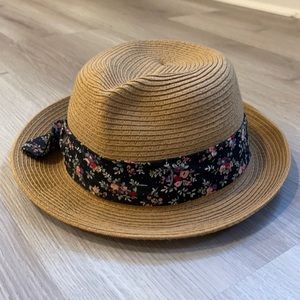 Aritzia Talula Straw Fedora Style Hat